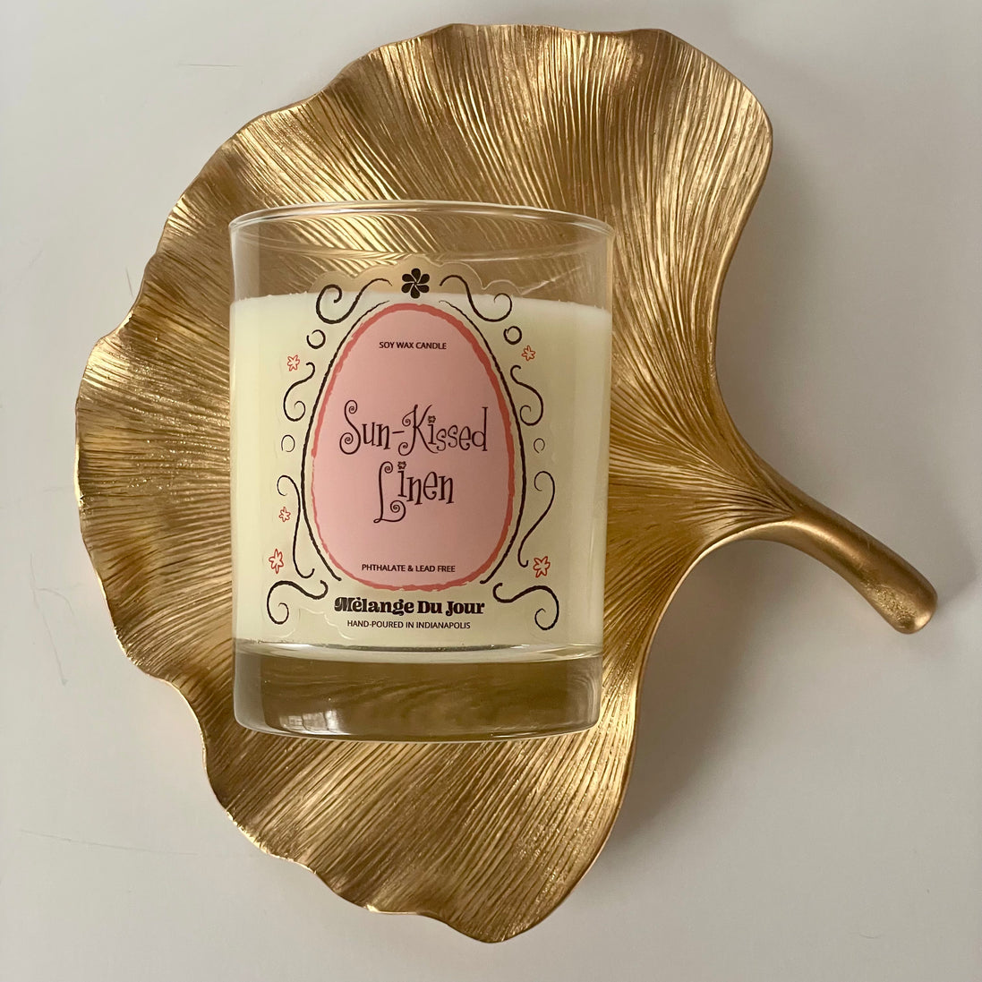 Sun-kissed Linen - Signature Candle - 9 oz & 15 oz